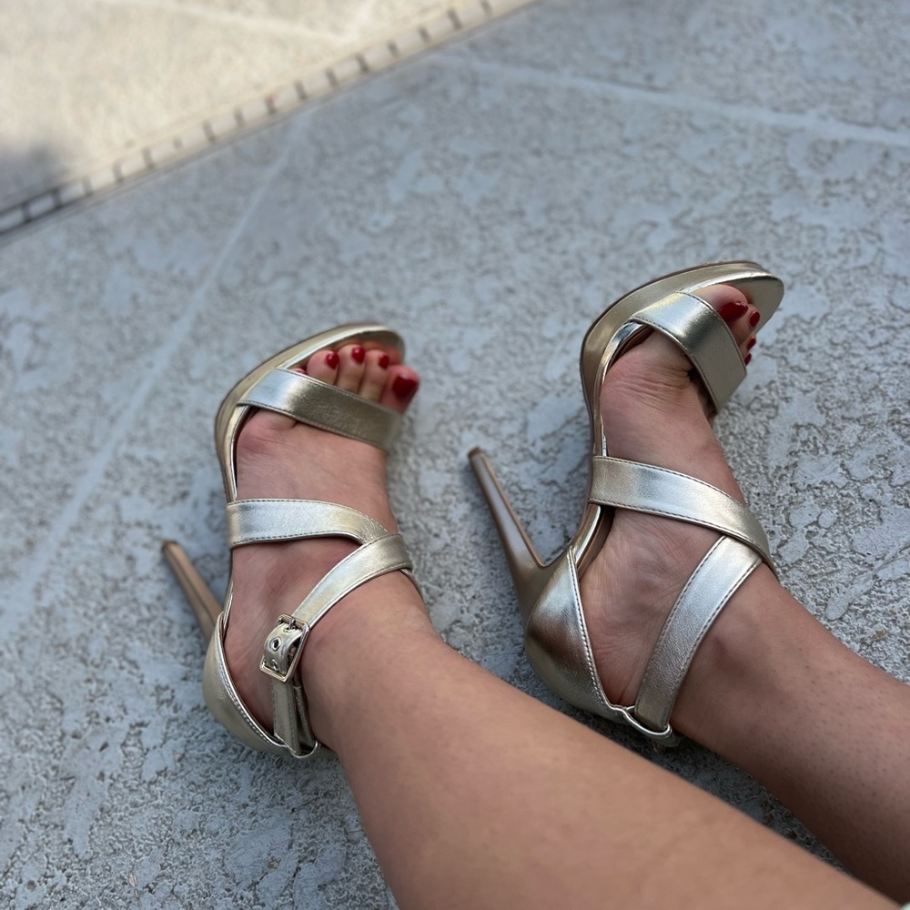 Nine West Gold High Heels👠✨